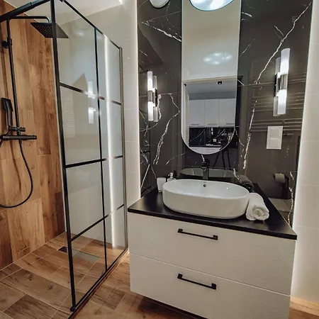 Apartament Silence Karpatia Chalcedon Apartment *